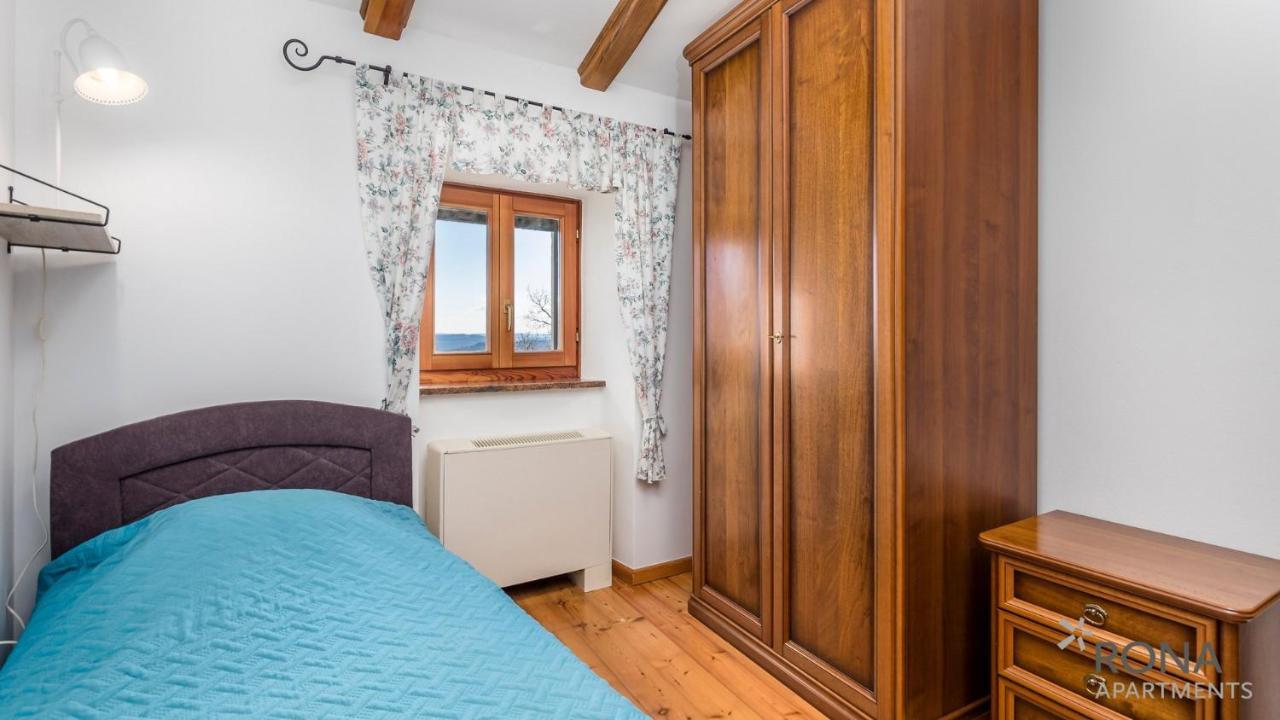 Rona stone house apartments Janja Boljun Buitenkant foto